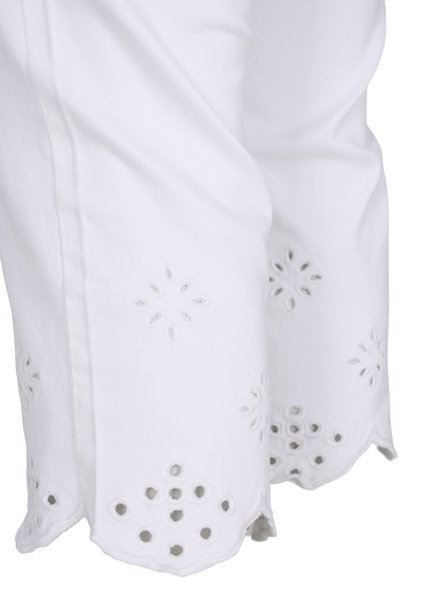 Knickers med broderi anglaise, White, Packshot image number 3
