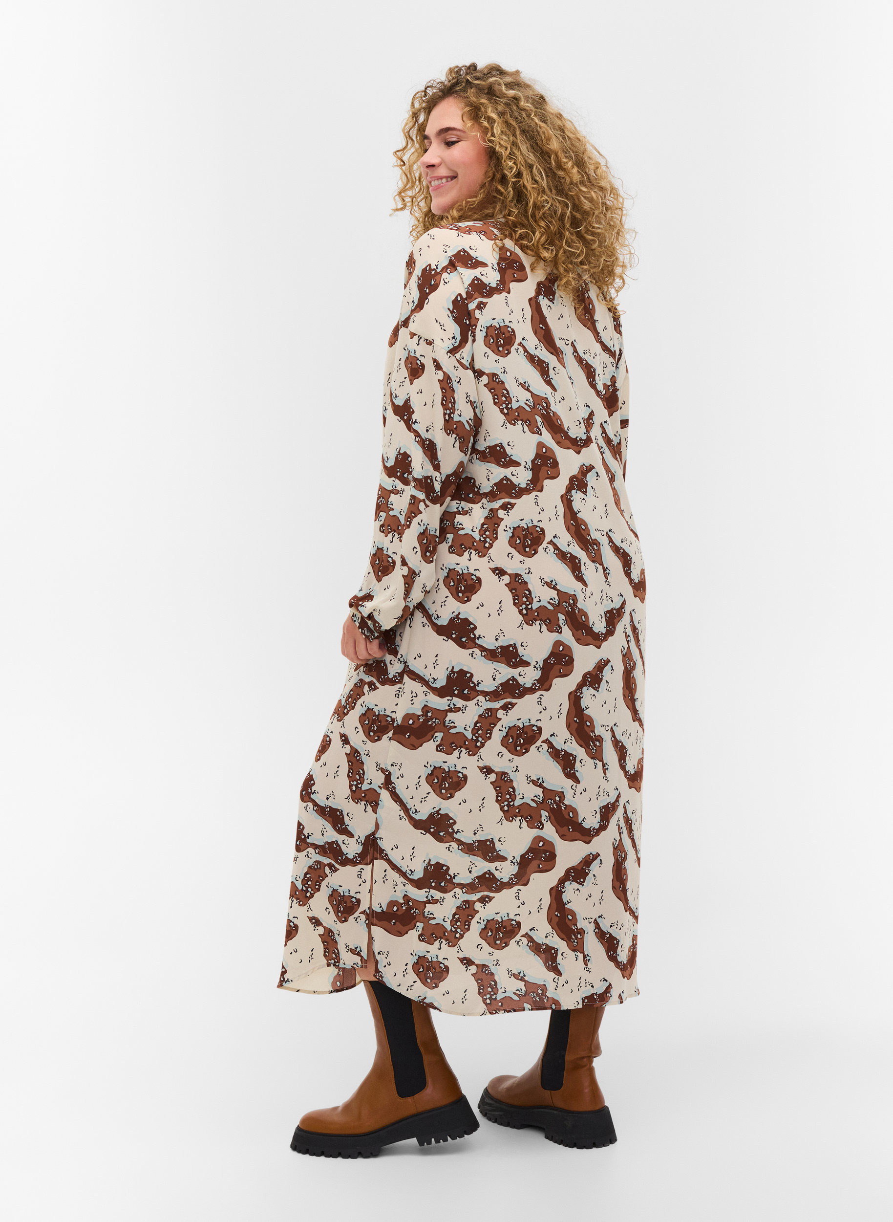 Mønstrete kjole med lange ermer og knapper, Camouflage AOP, Model image number 1