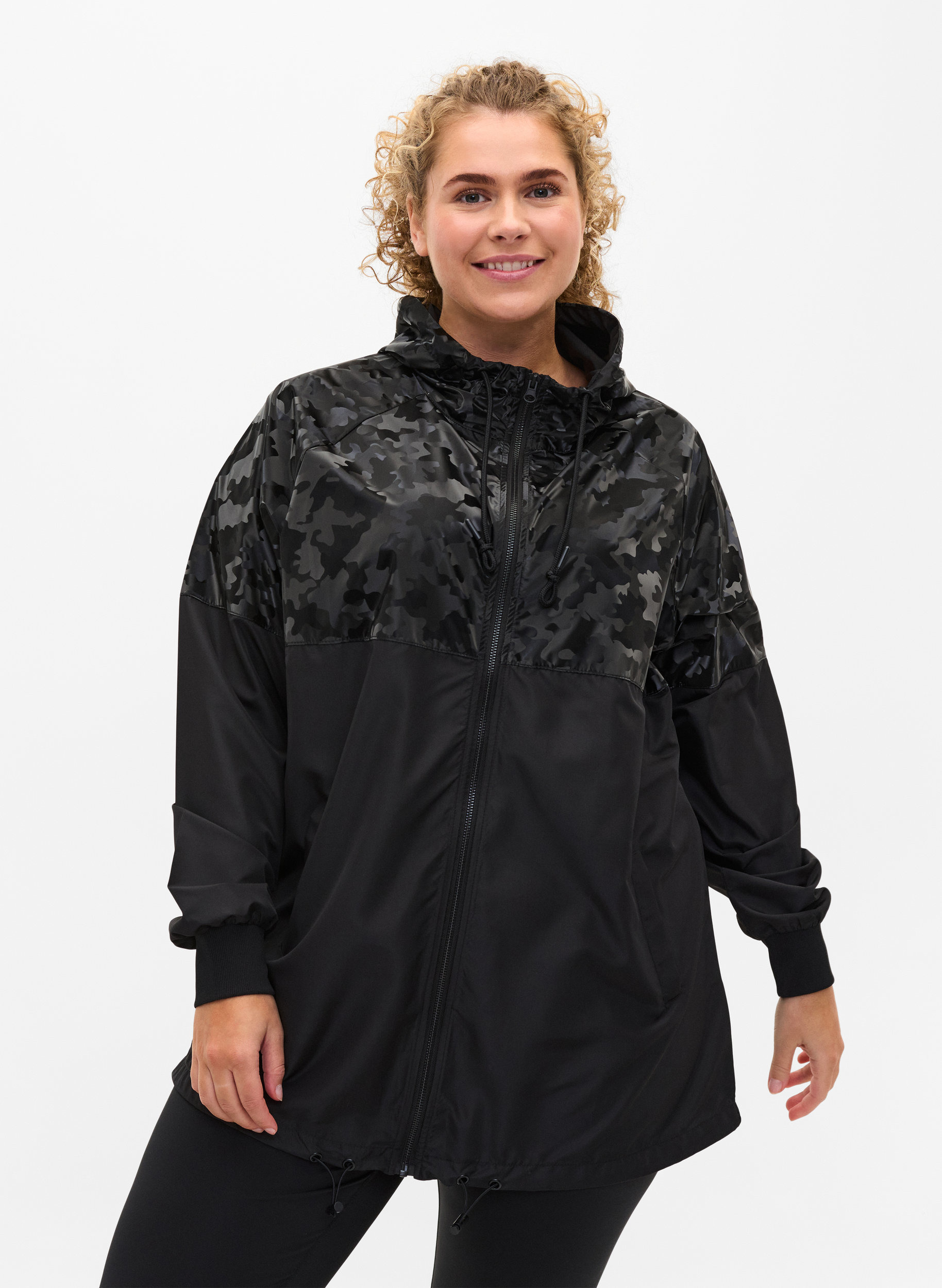 Treningsjakke med hette og lommer, Black, Model image number 0