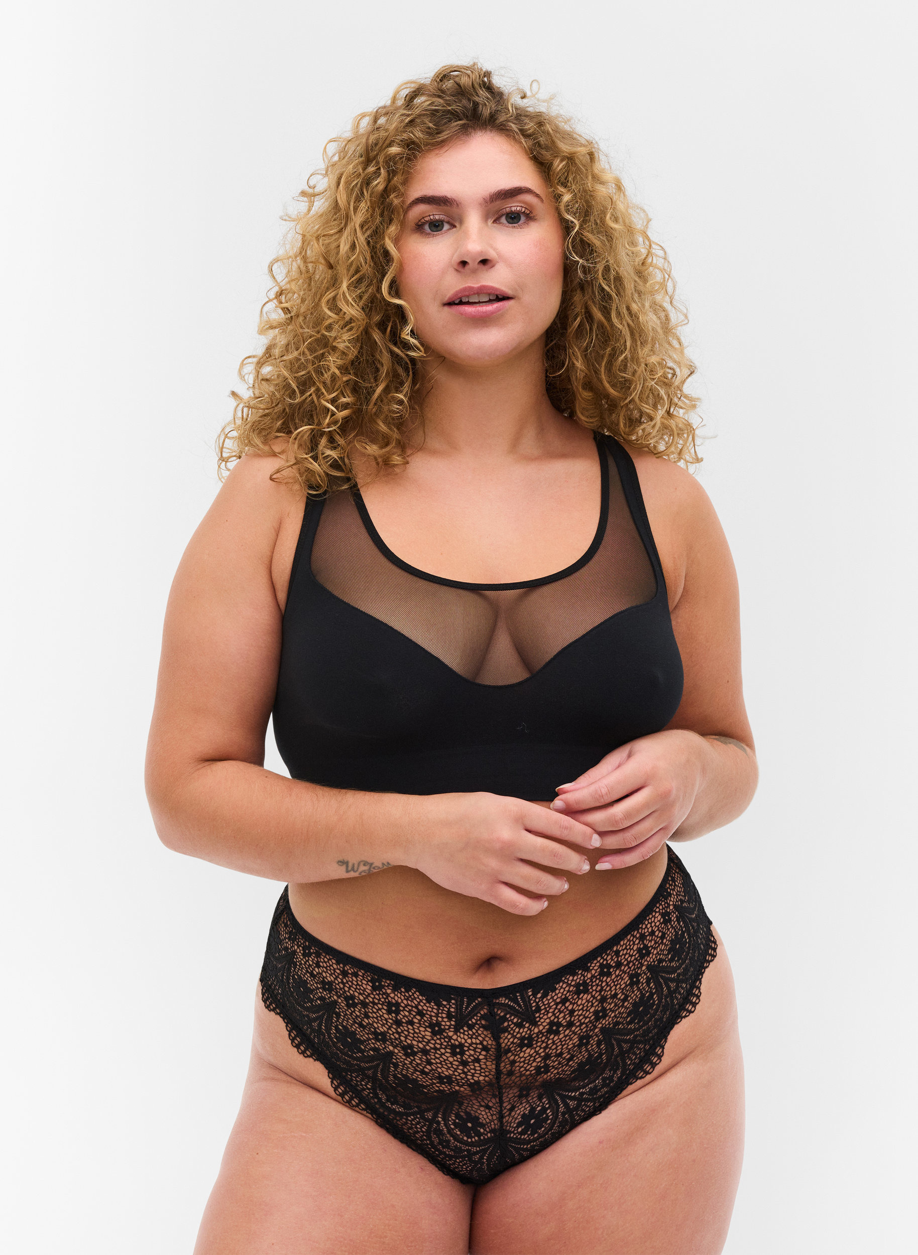 Blondetruse med normal høyde i livet, Black, Model