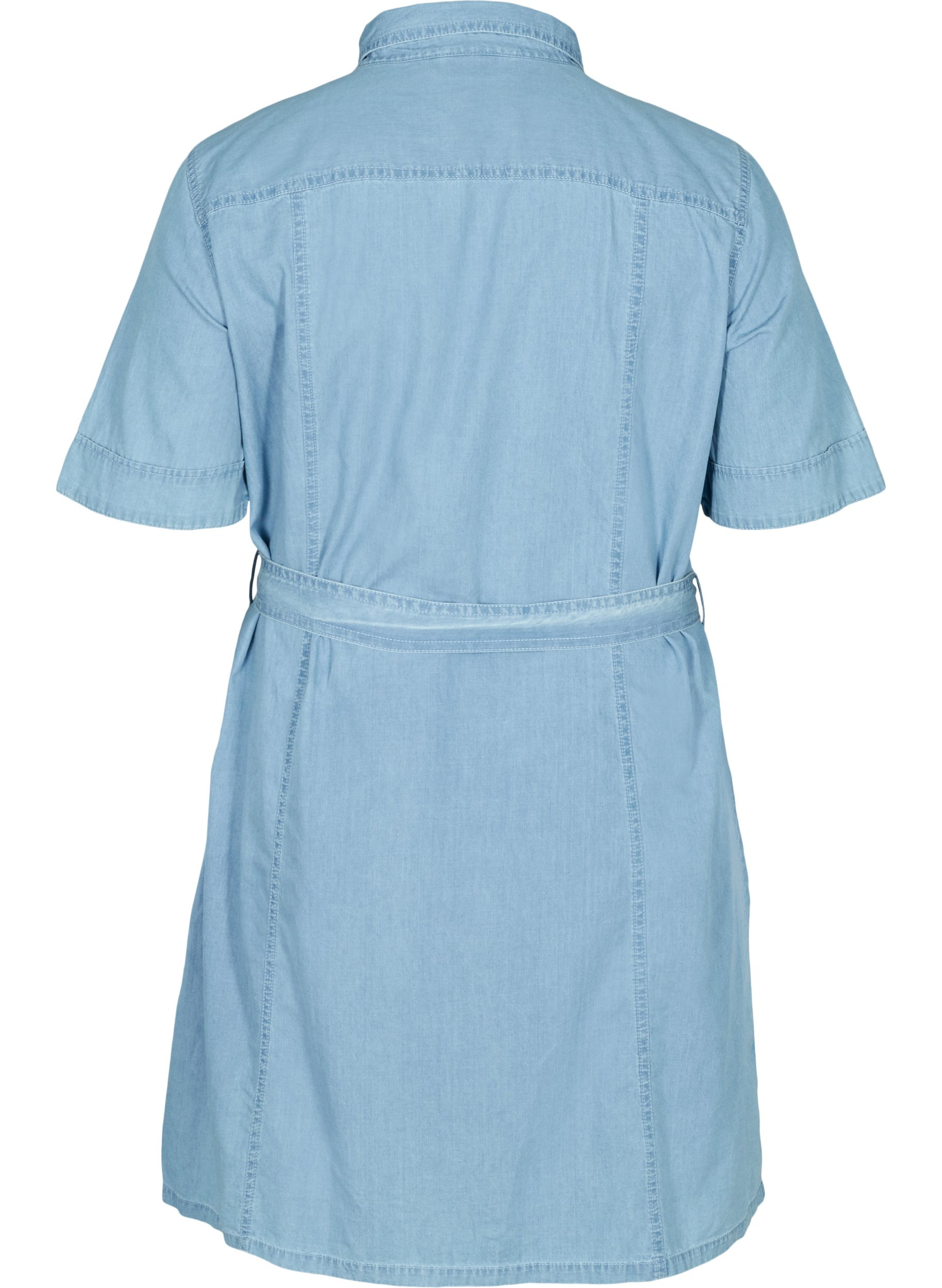 Kortermet skjortekjole i denim med belte, Light blue denim, Packshot image number 1