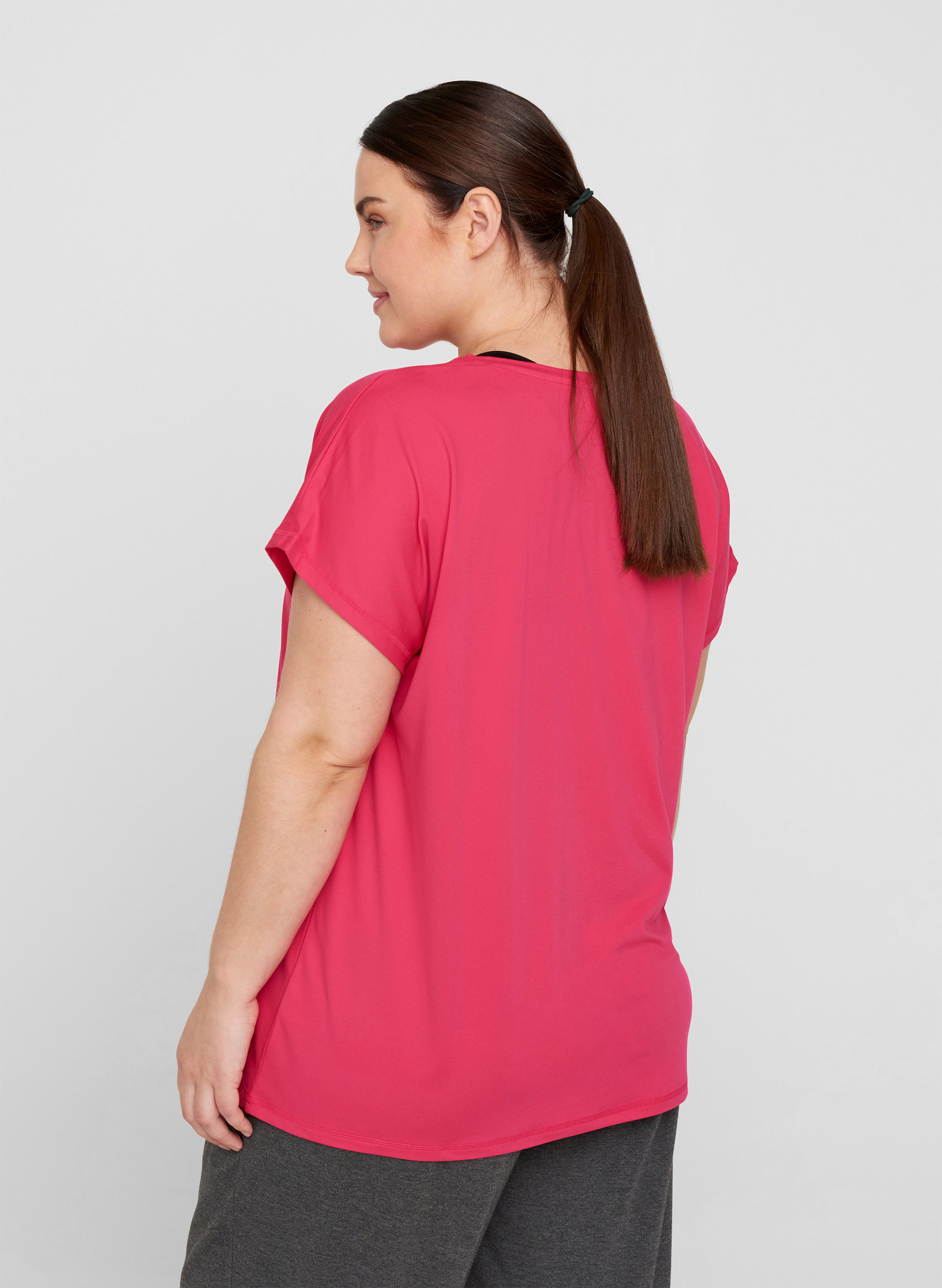 Ensfarget T-skjorte til trening, Pink Peacock, Model image number 1
